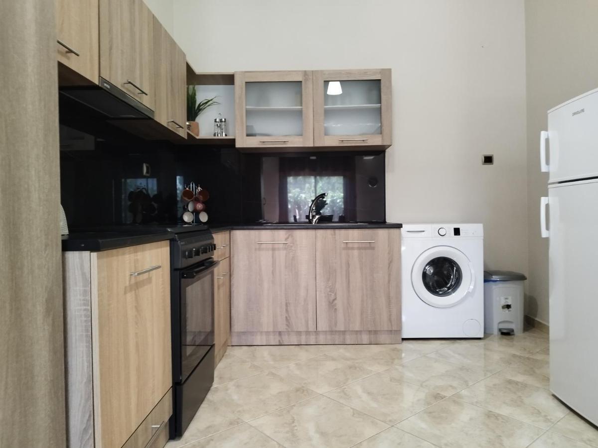 Voulas Guest House Volos Buitenkant foto